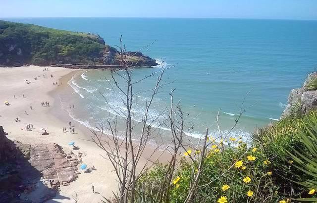 Casa De 2 Quartos Com 2 Ares-Condicionados Em Torres-Rs - Na Mais Bela Praia Gaucha - Cozinha - Banheiro - Tv Smart 32 E Wi-Fi - Estacionamento - Anfitria Superhost No Bnb Villa Eksteriør bilde