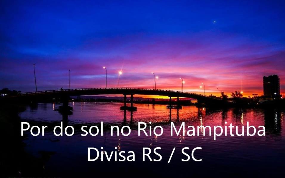 Casa De 2 Quartos Com 2 Ares-Condicionados Em Torres-Rs - Na Mais Bela Praia Gaucha - Cozinha - Banheiro - Tv Smart 32 E Wi-Fi - Estacionamento - Anfitria Superhost No Bnb Villa Eksteriør bilde