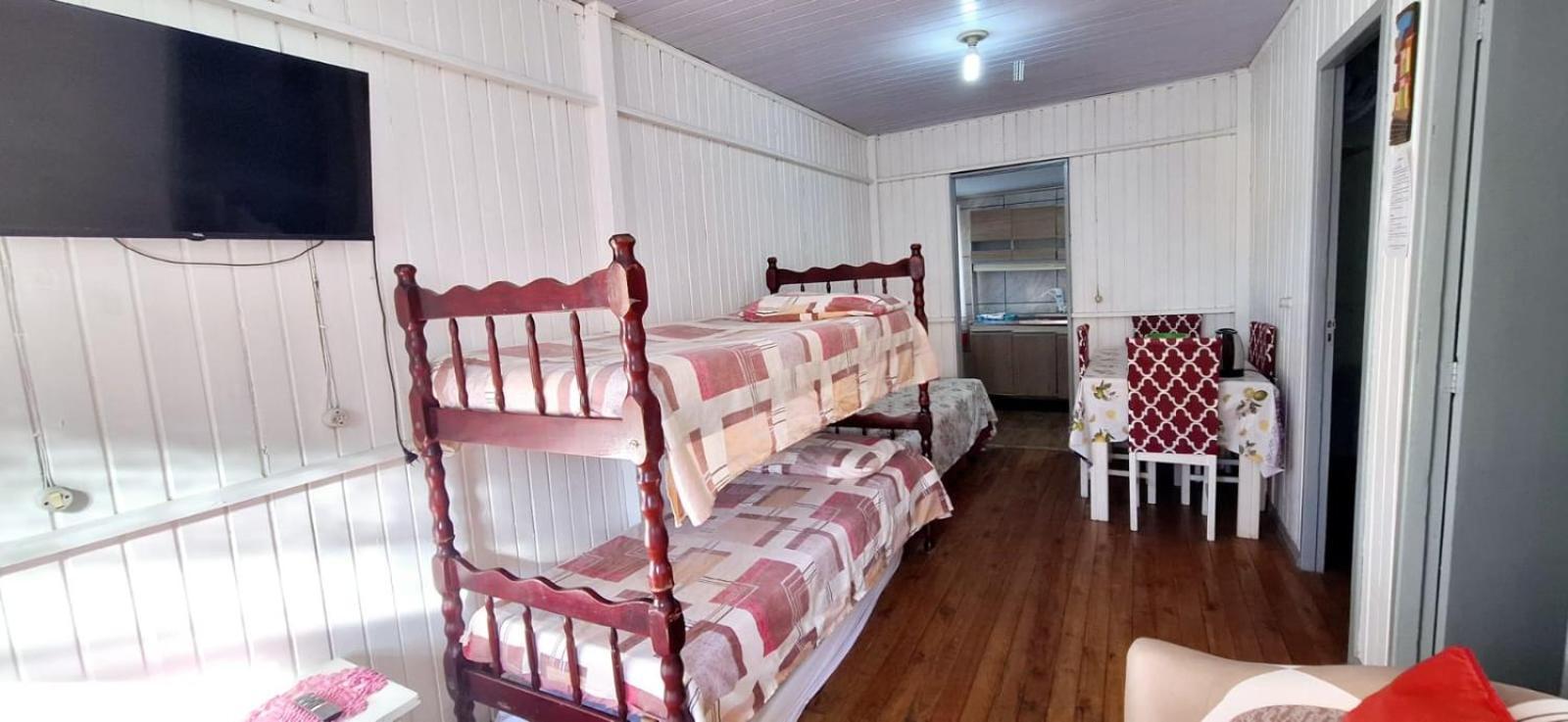 Casa De 2 Quartos Com 2 Ares-Condicionados Em Torres-Rs - Na Mais Bela Praia Gaucha - Cozinha - Banheiro - Tv Smart 32 E Wi-Fi - Estacionamento - Anfitria Superhost No Bnb Villa Eksteriør bilde